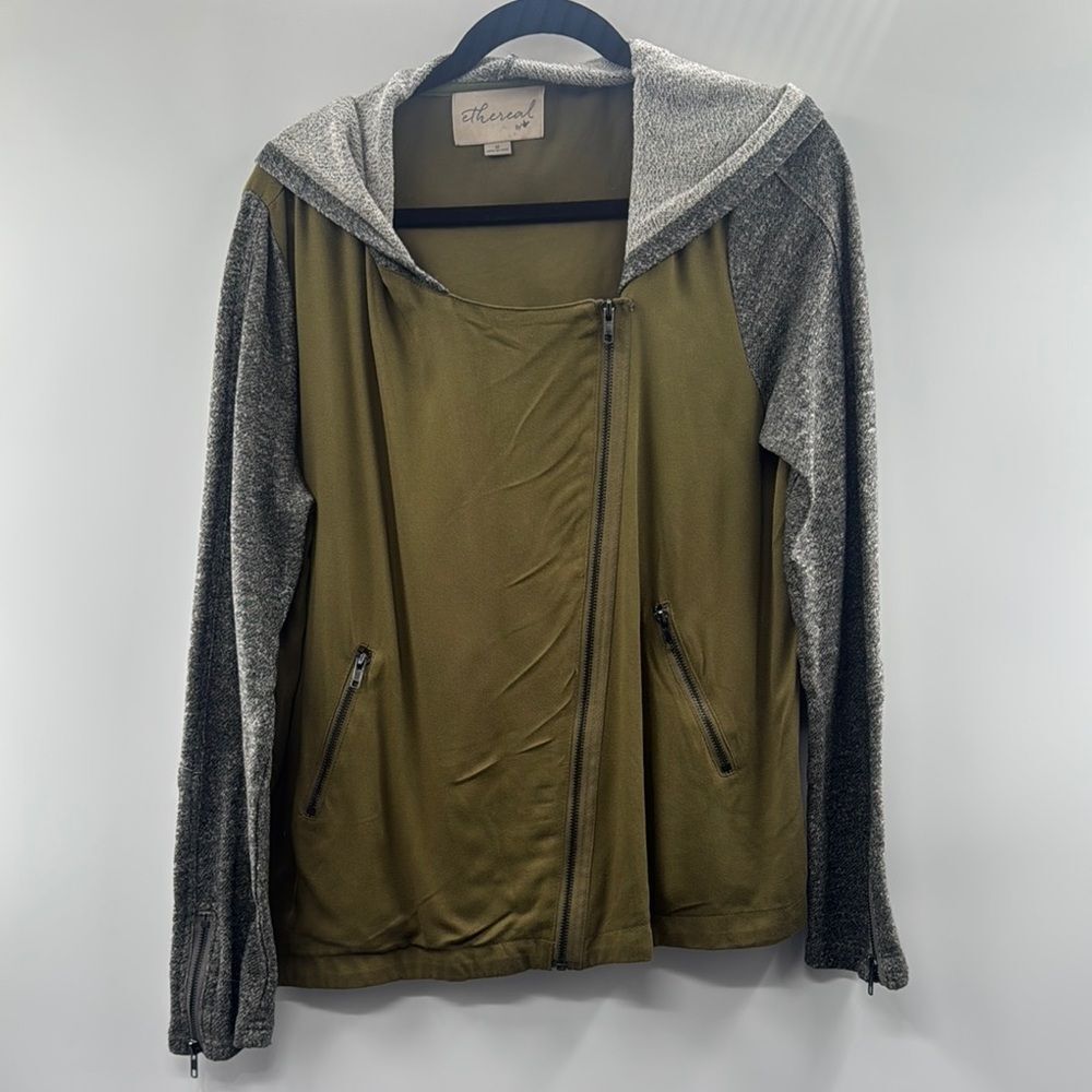 3For$20 Ethereal Paper Can Jacket Shackert Gree/Gray Hoodie Full Zip size M
